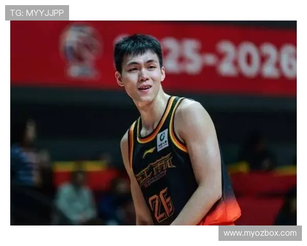 庞峥麟荣膺CBA最佳星锐球员 入选最佳一阵